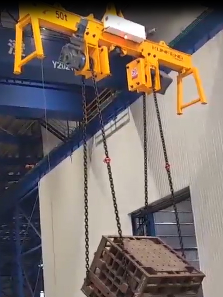 Heavy Duty Lifting Equipment in Foundry Industry