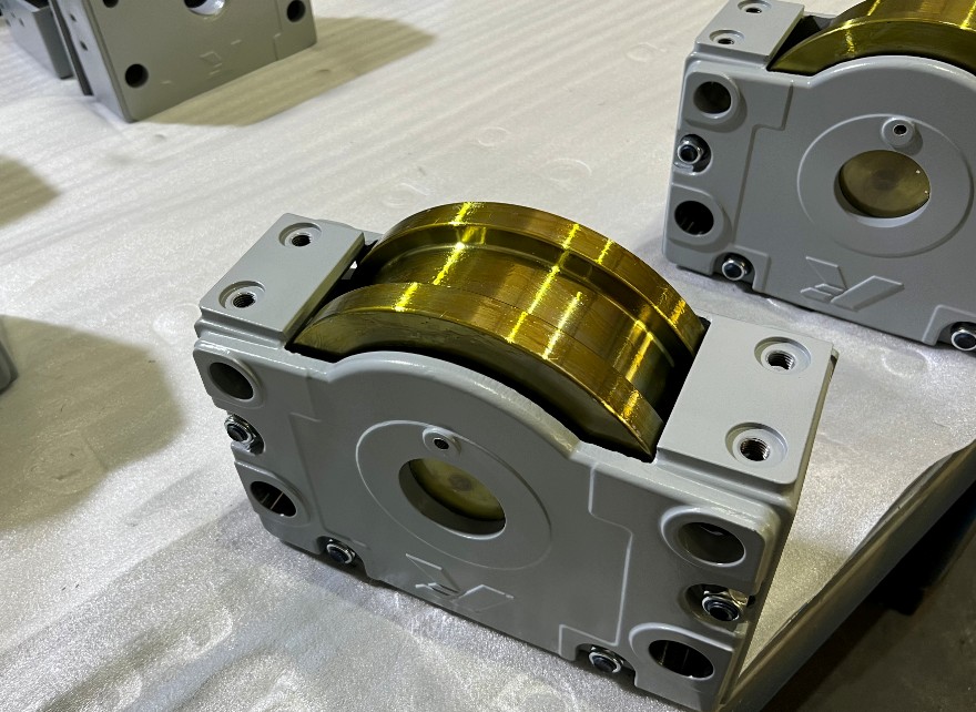 DRS wheel block for stacker cranes